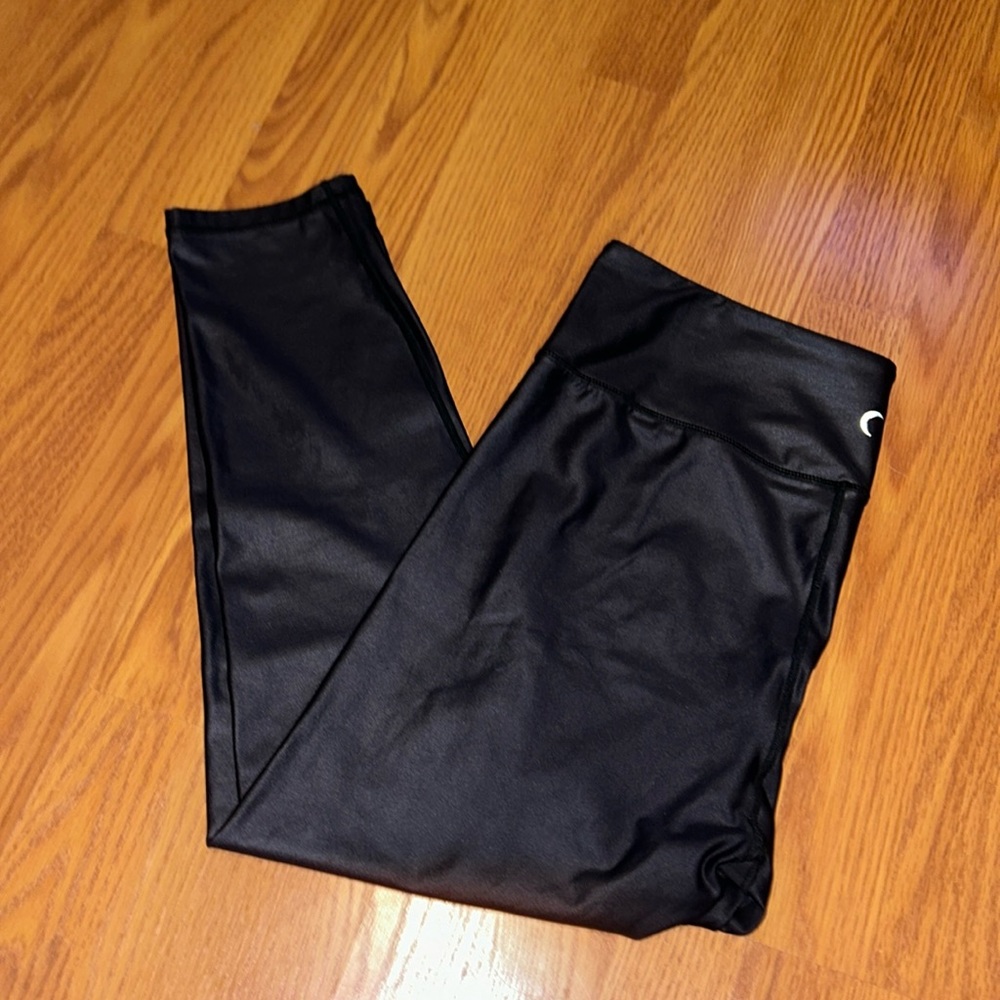 Zyia 7/8 Black Metallic Light and Tight size 20